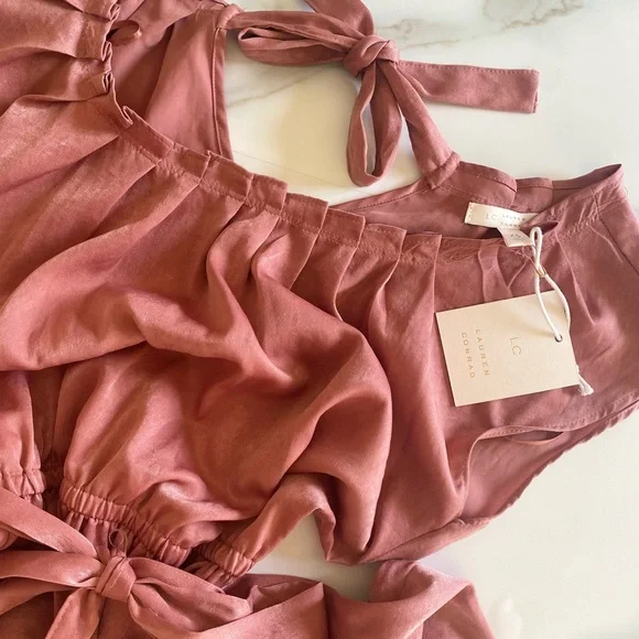 Lauren Conrad dress - Picture 3 of 4